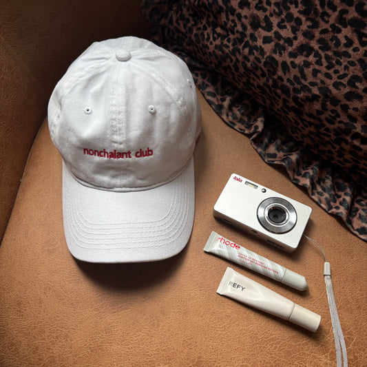 Nonchalant club cap